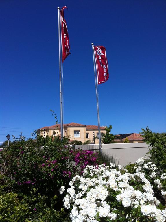 A Smart Stay Apartments Somerset West Exterior photo